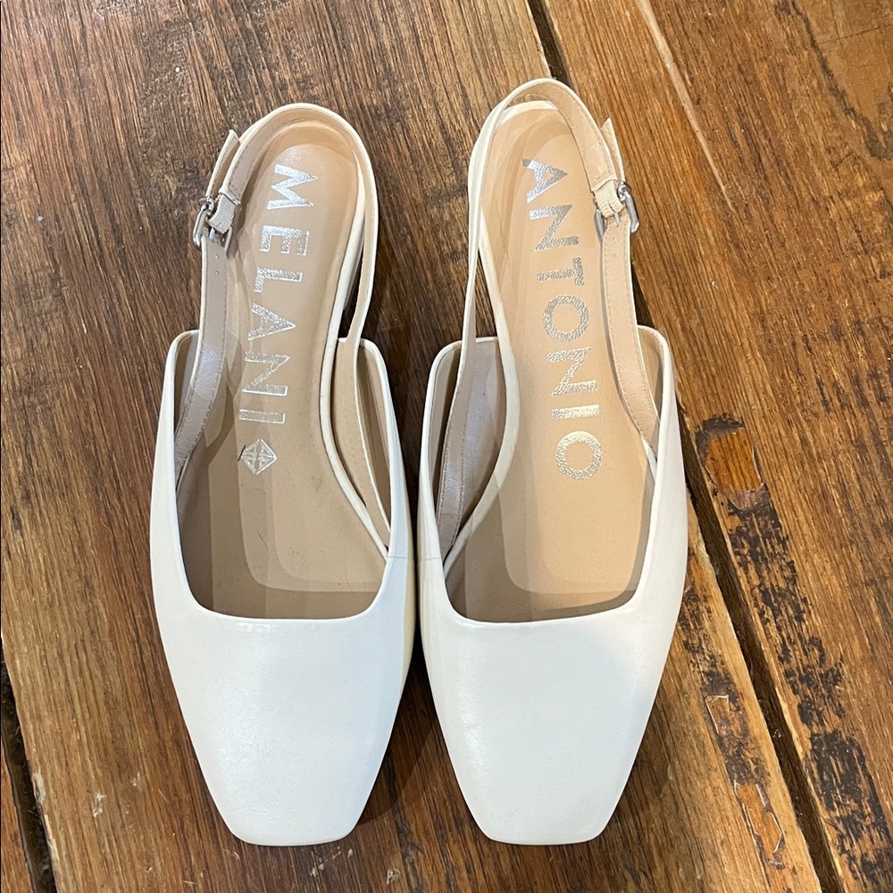 ANTONIO MELANI Cream Slingback Heels